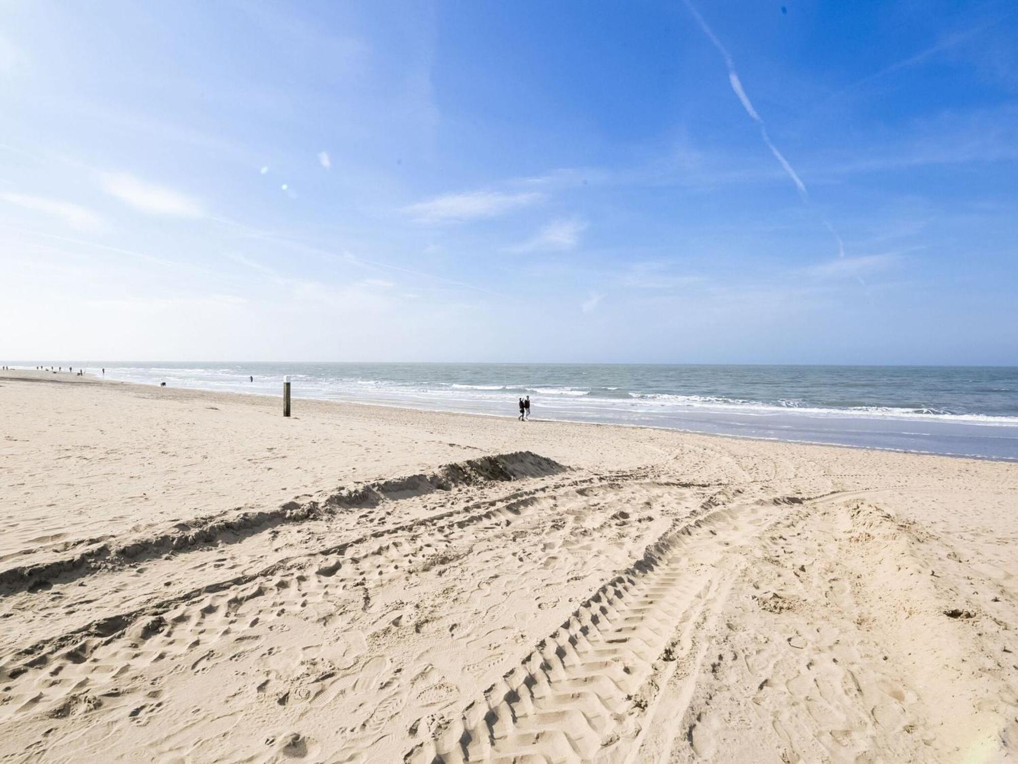 Apartment With Sea View And Parking In Katwijk Aan Zee ภายนอก รูปภาพ