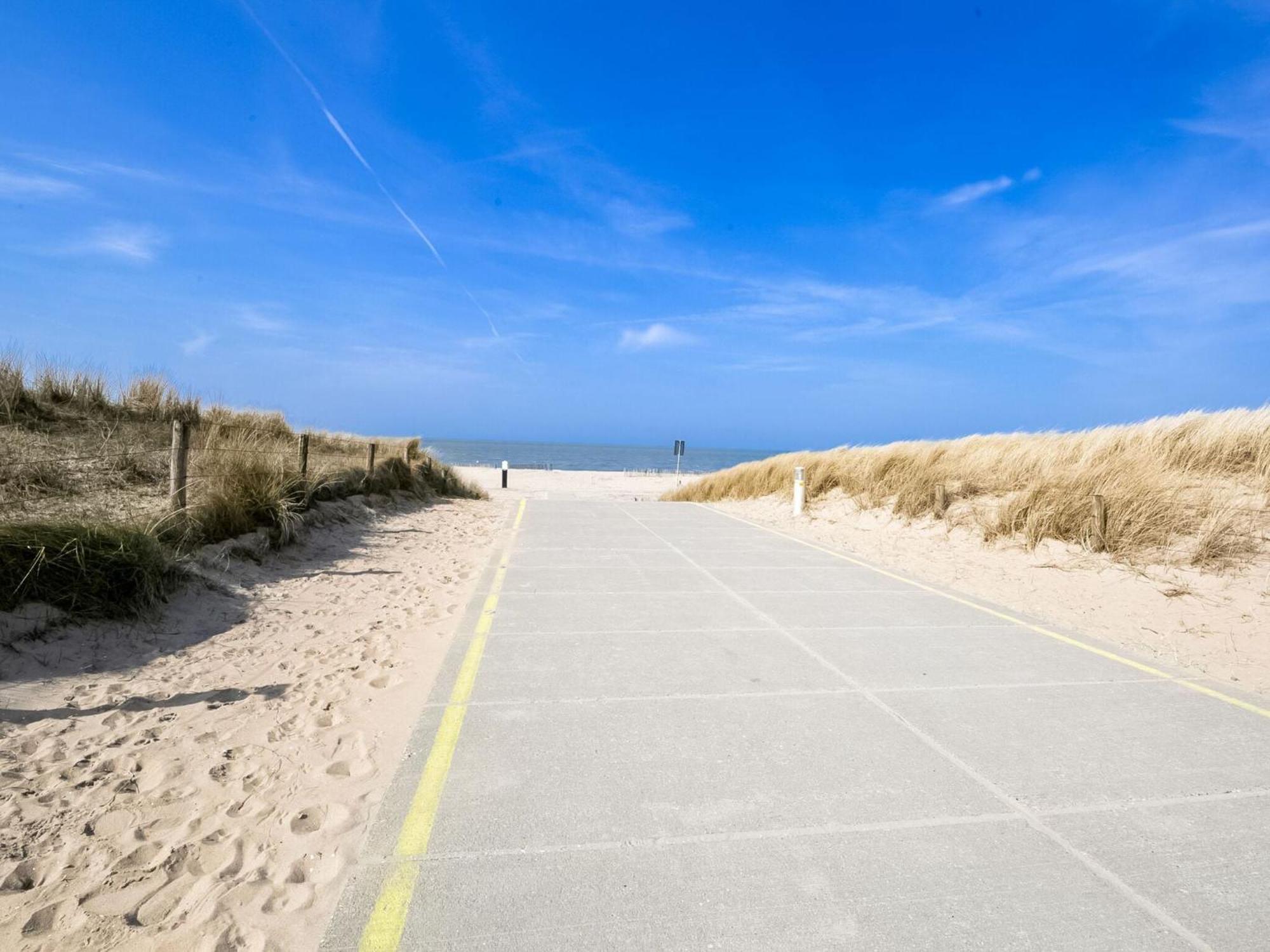 Apartment With Sea View And Parking In Katwijk Aan Zee ภายนอก รูปภาพ